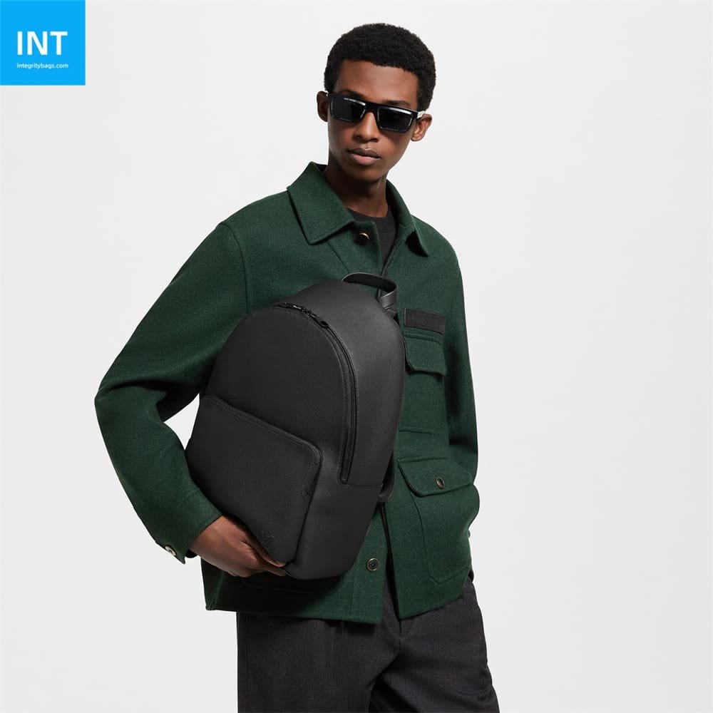 L0vis Vvtt0n M15259 Discovery Work Backpack