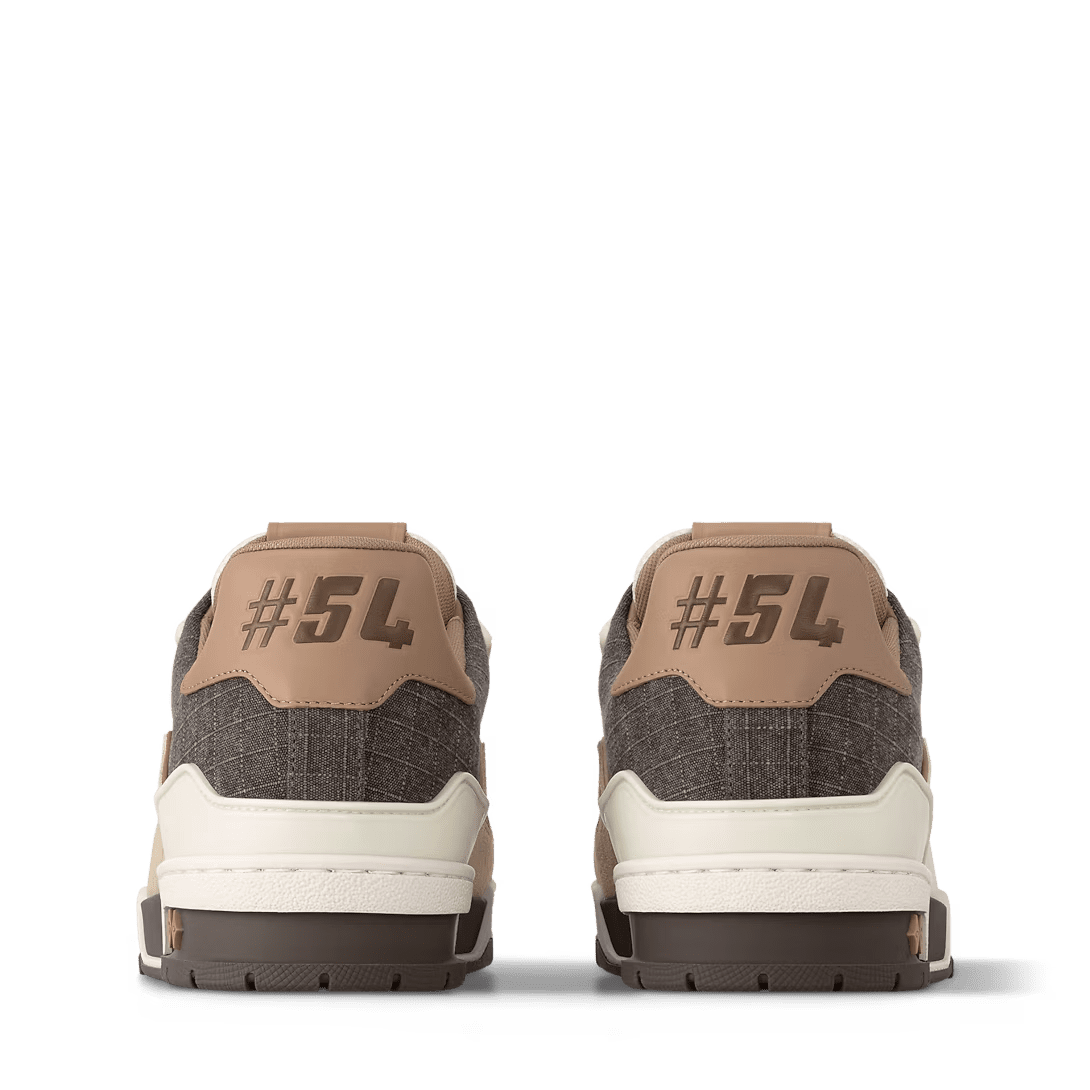 L0vis Vvtt0n 1AHTFN LV Trainer Outdoor Sneaker