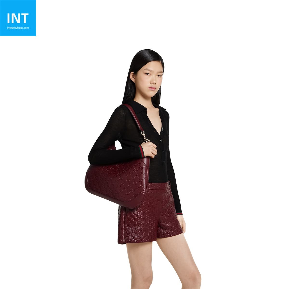 Gvc*1 B medium shoulder bag