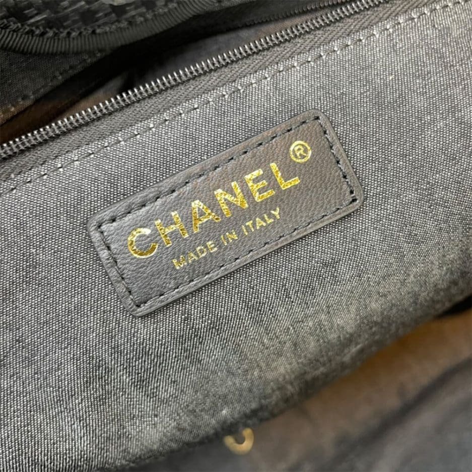 Ch**el Deauville Medium Tote