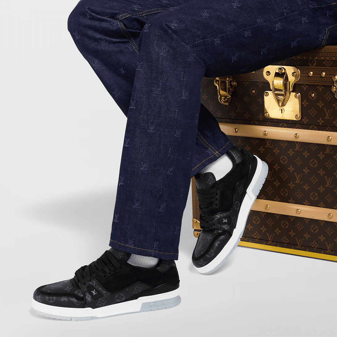 L0vis Vvtt0n 1A8PUC LV Trainer Sneaker