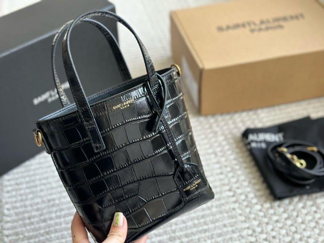 Sa1nt Lau*nt Toy Shopping N/S leather tote bag