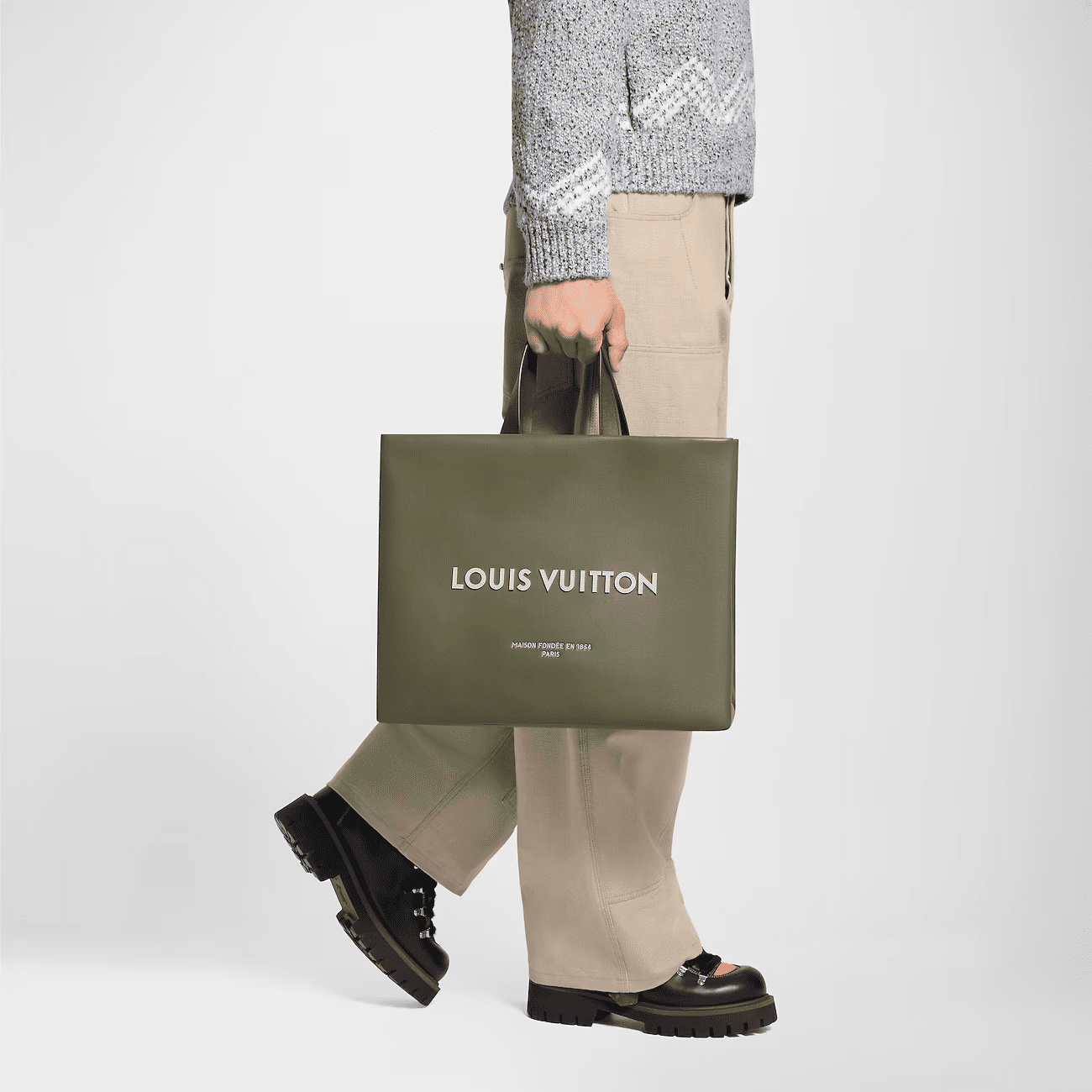 L0vis Vvtt0n M26082 Shopper Tote MM
