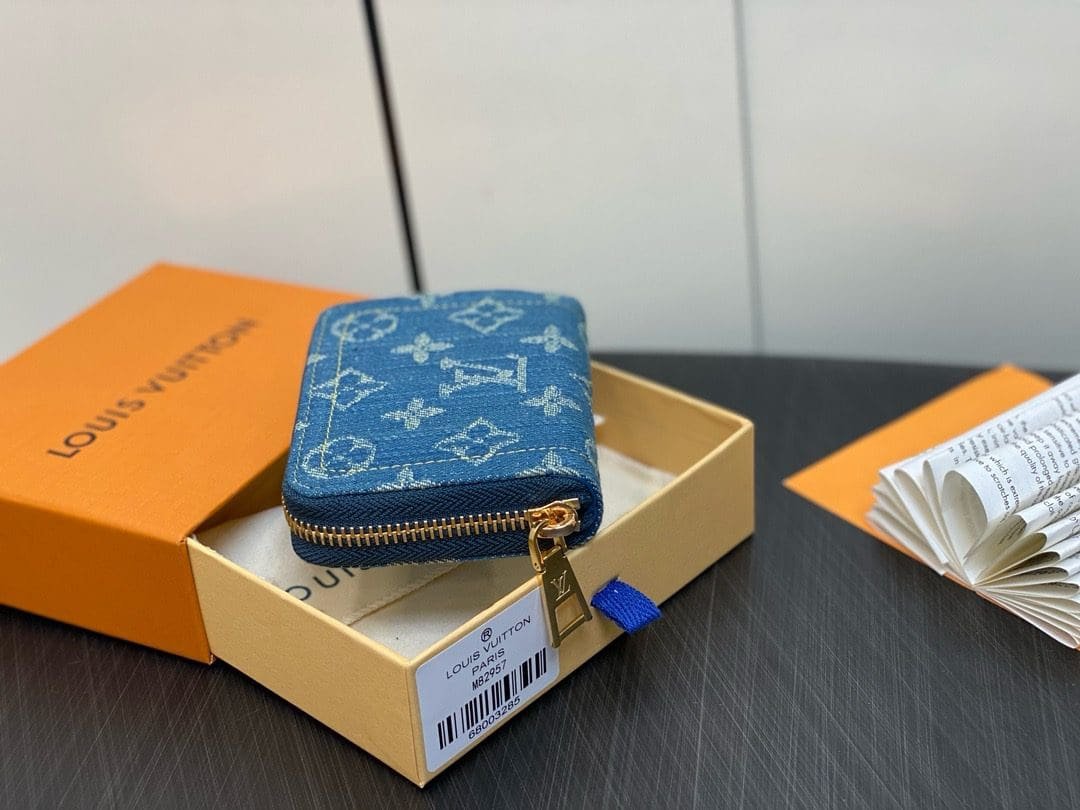 L0vis Vvtt0n M82957  Zippy Coin Purse