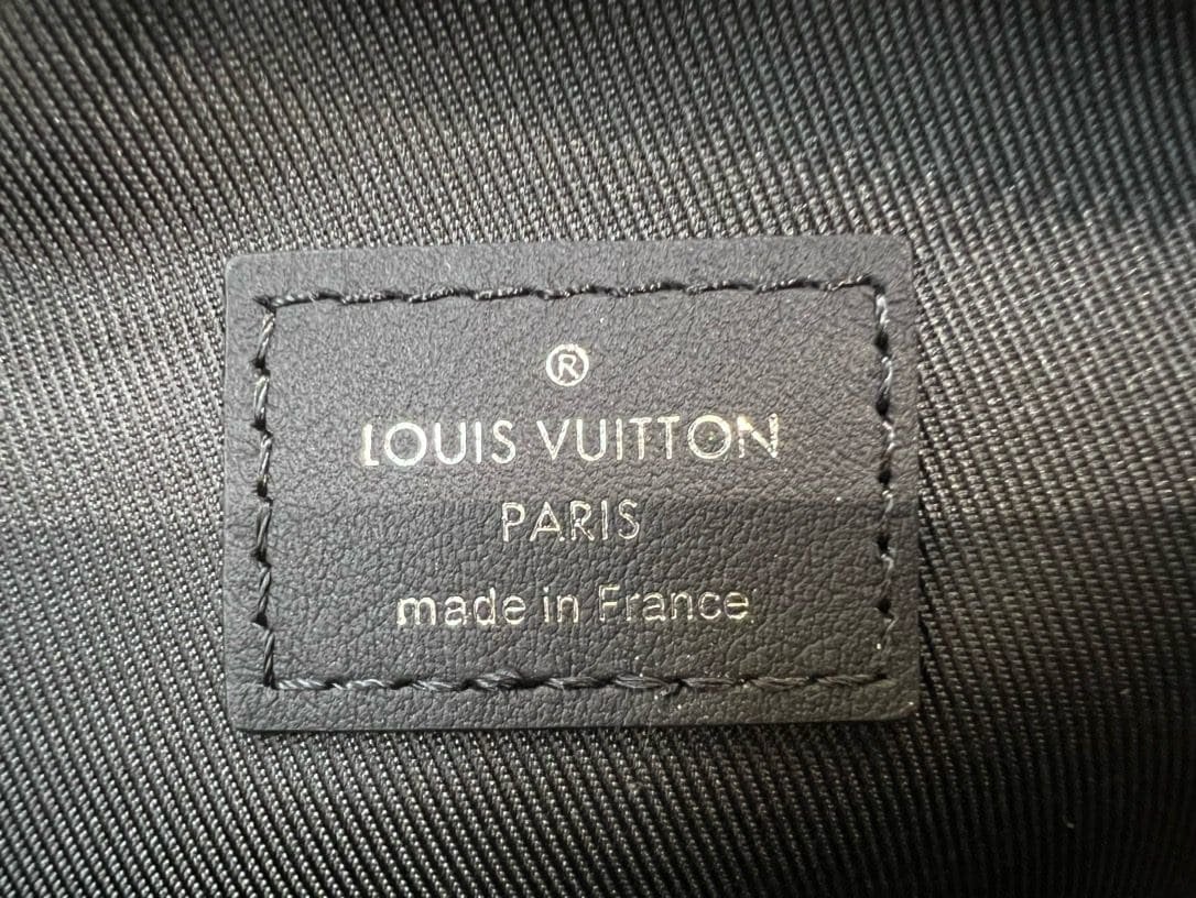 L0vis Vvtt0n N45303 Avenue Slingbag NM