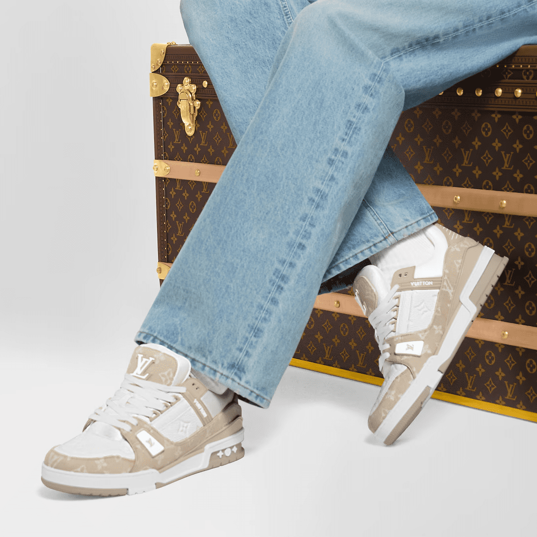 L0vis Vvtt0n 1AIKMQ LV Trainer Sneaker