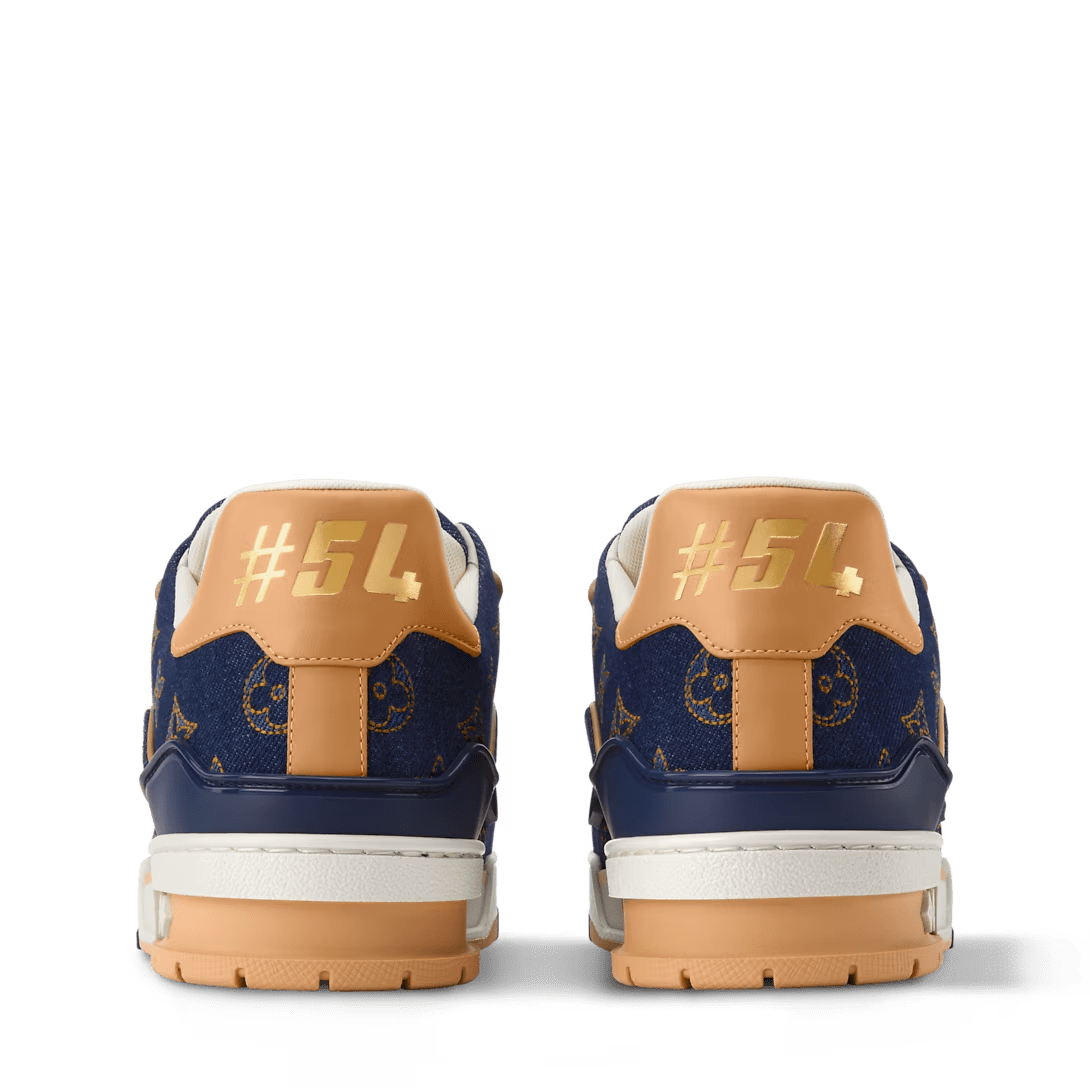 L0vis Vvtt0n 1AJ360 LV Trainer Sneaker