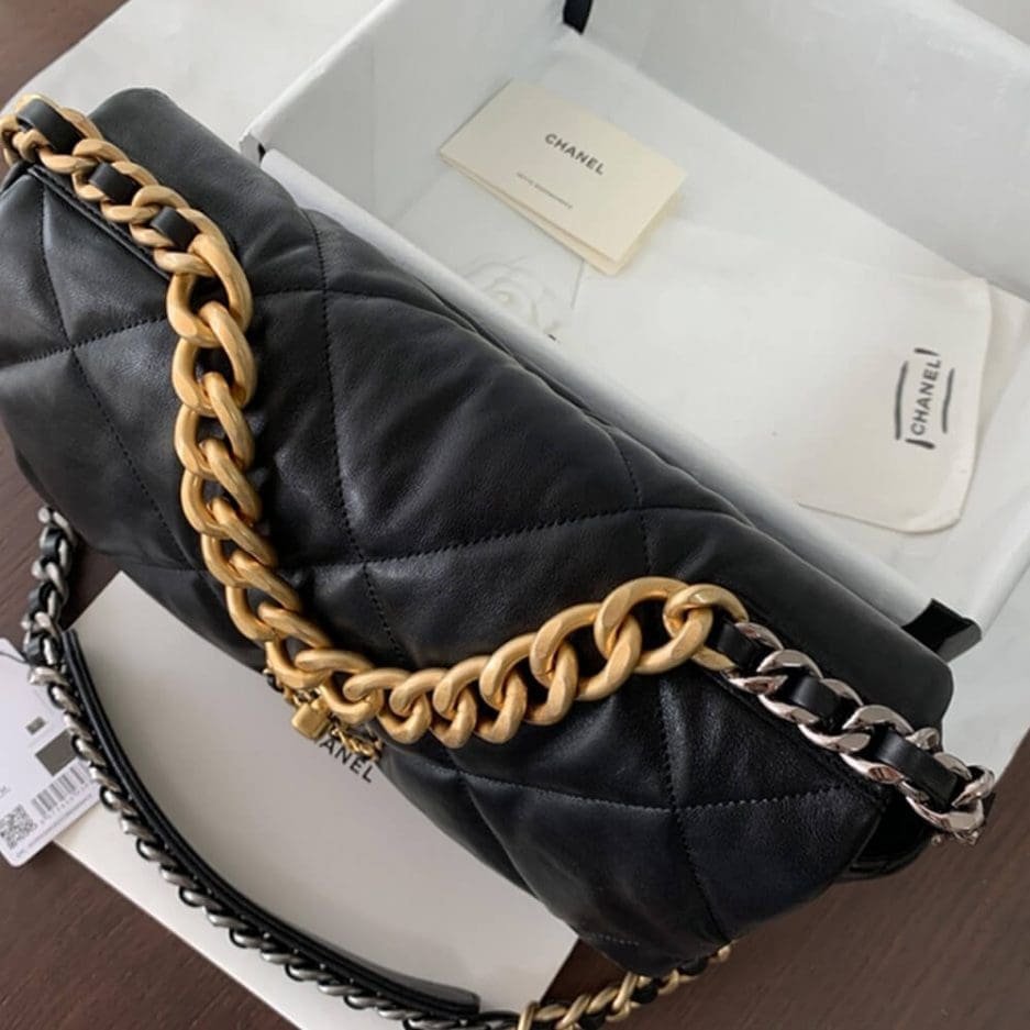 Ch**el 19 Large Handbag AS1161 (top quality)