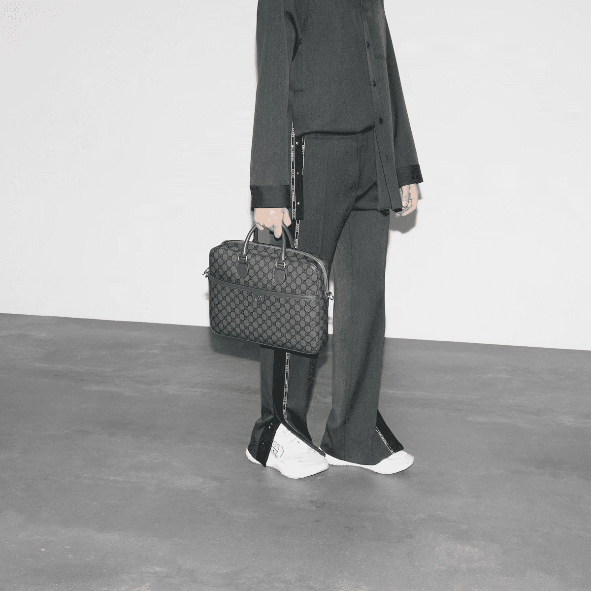 Gvc*1 OPHIDIA MEDIUM BRIEFCASE