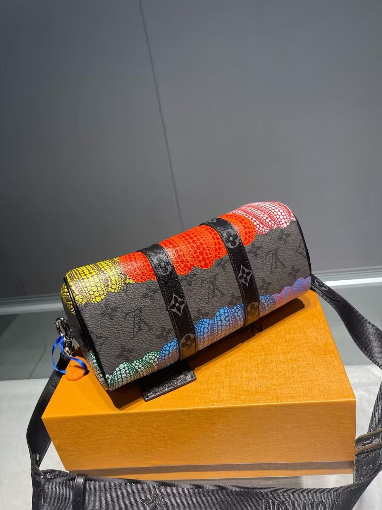 L0vis Vvtt0n Kusama Reverse Monogram Eclipse Keepall 25