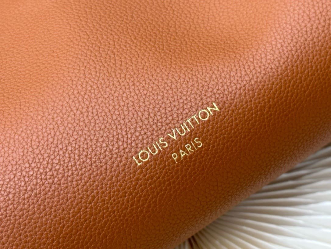 L0vis Vvtt0n M25342 Medium LOW KEY CABAS