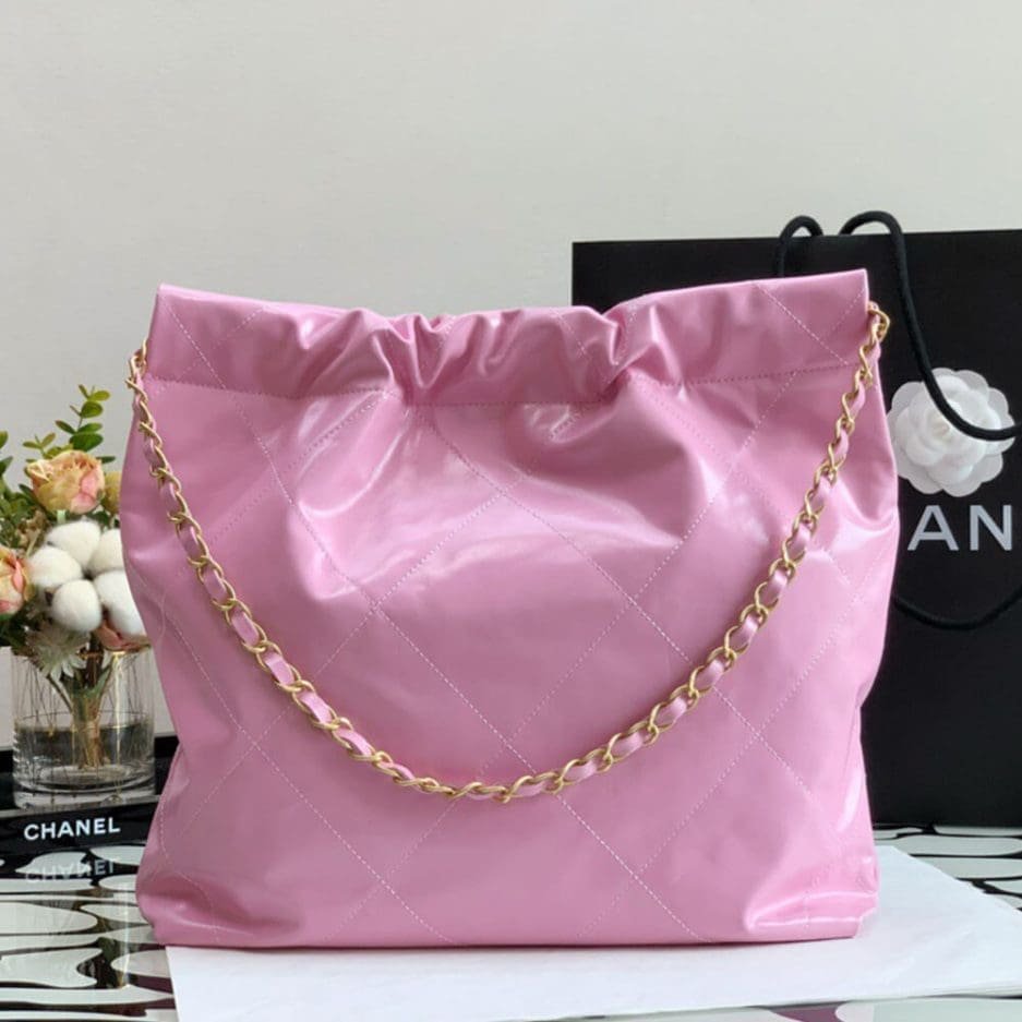 Ch**el 22 SMALL HANDBAG  AS3260