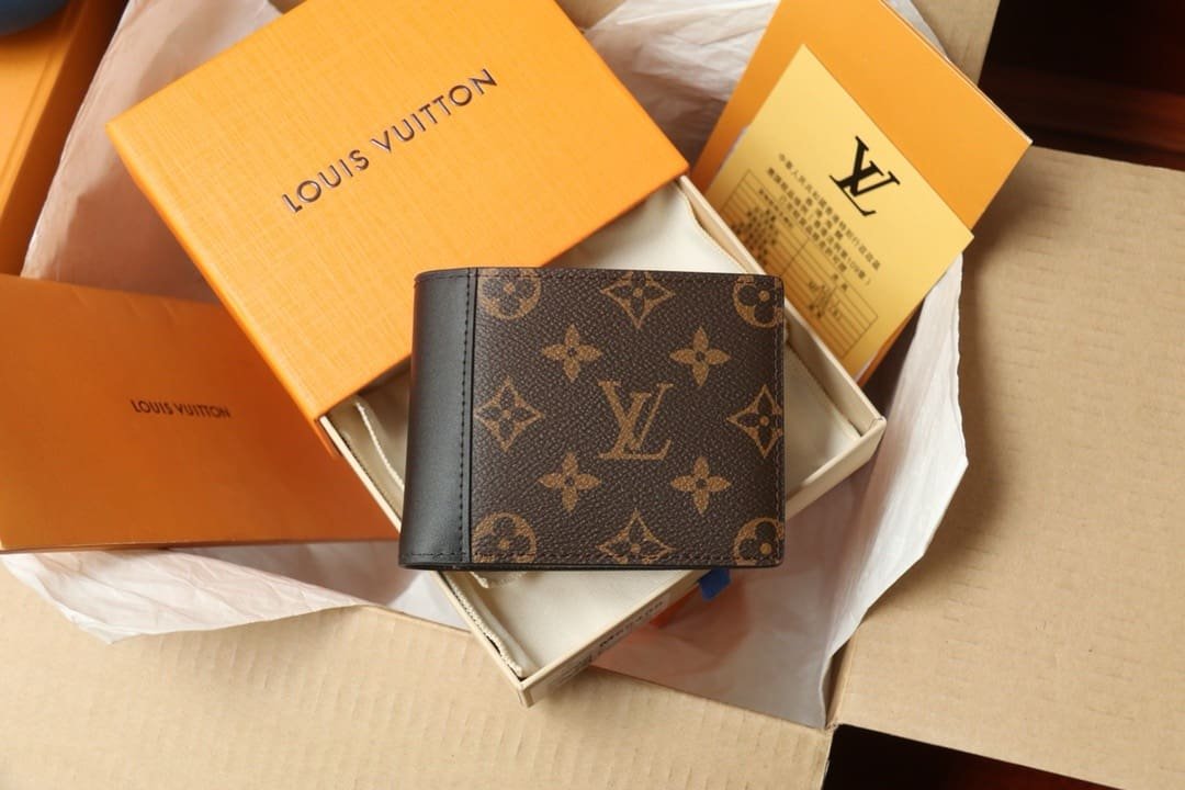 L0vis Vvtt0n M69408 Multiple Wallet
