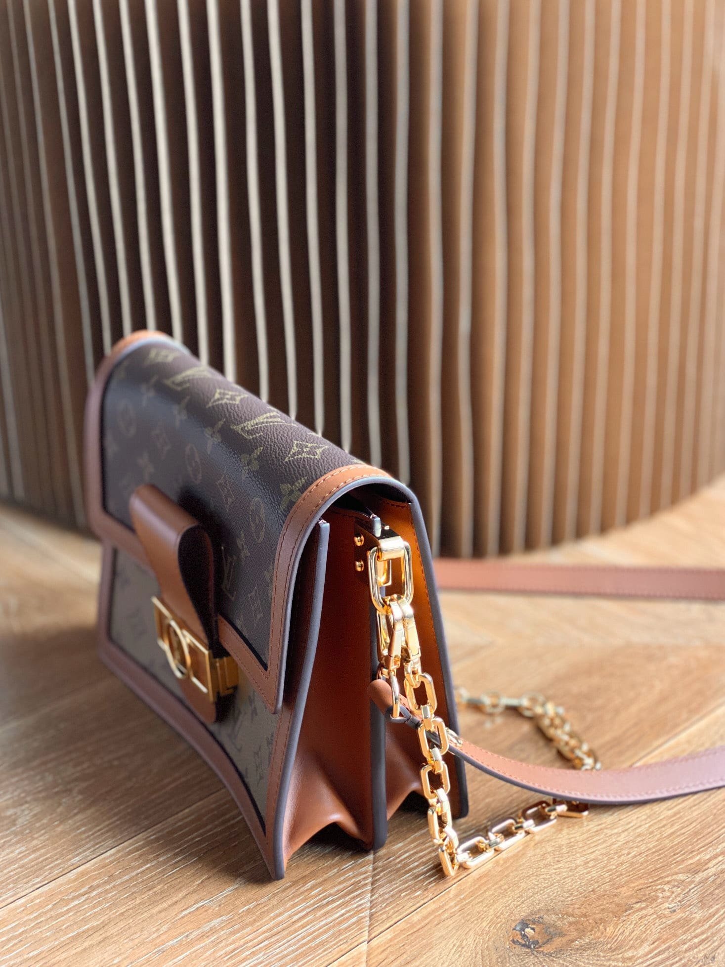 L0vis Vvtt0n Dauphine MM Bag M44391