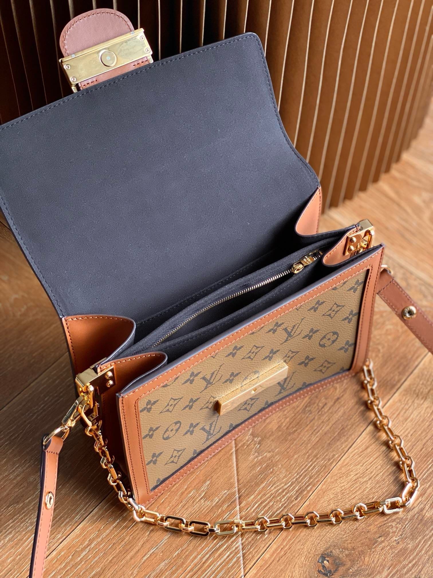 L0vis Vvtt0n Dauphine MM Bag M44391