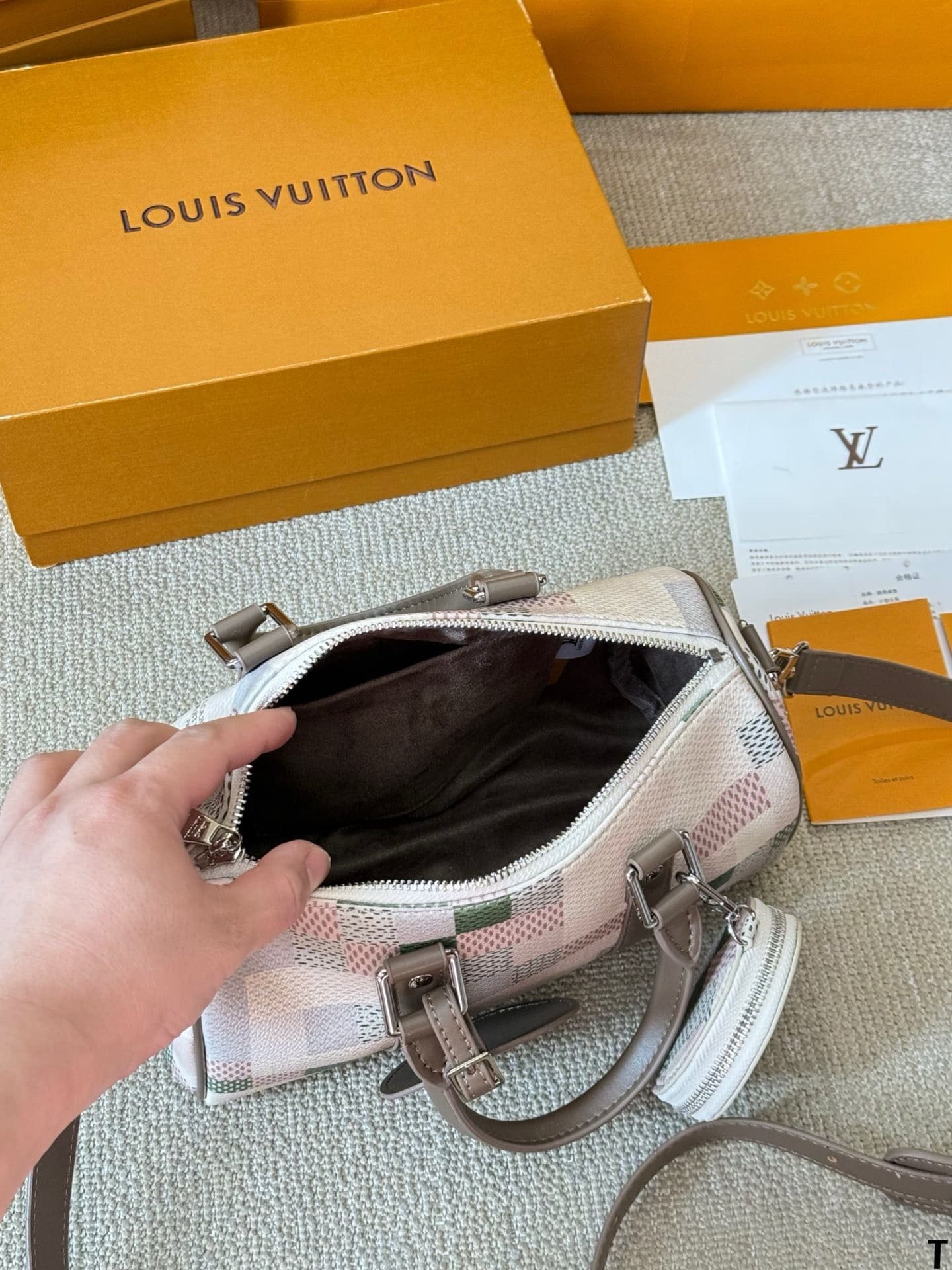 L0vis Vvtt0n Keepall 25 N00105