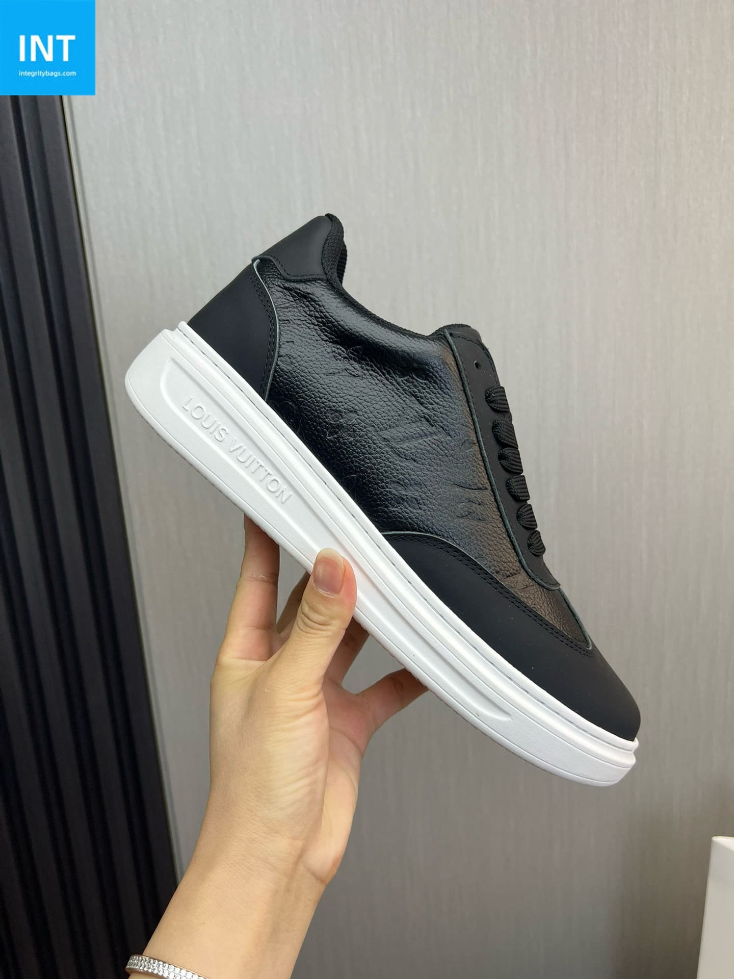 L0vis Vvtt0n Shoes | Mastercraft Quality