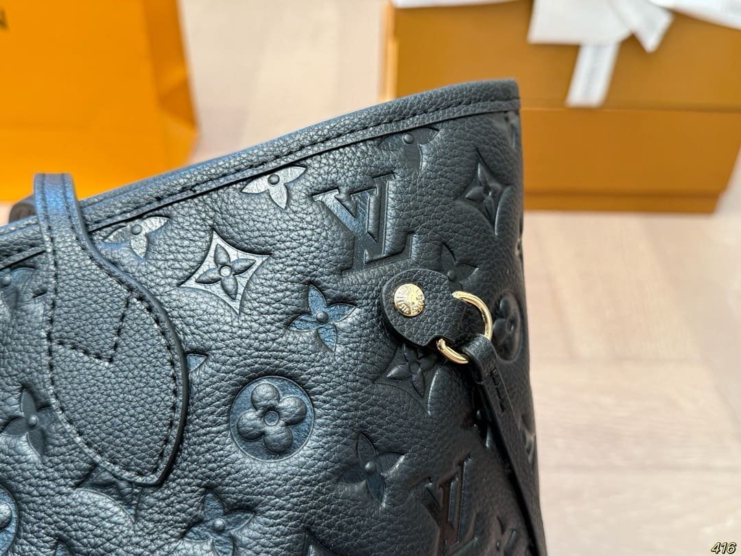 L0vis Vvtt0n M13675 LV x TM Neverfull MM