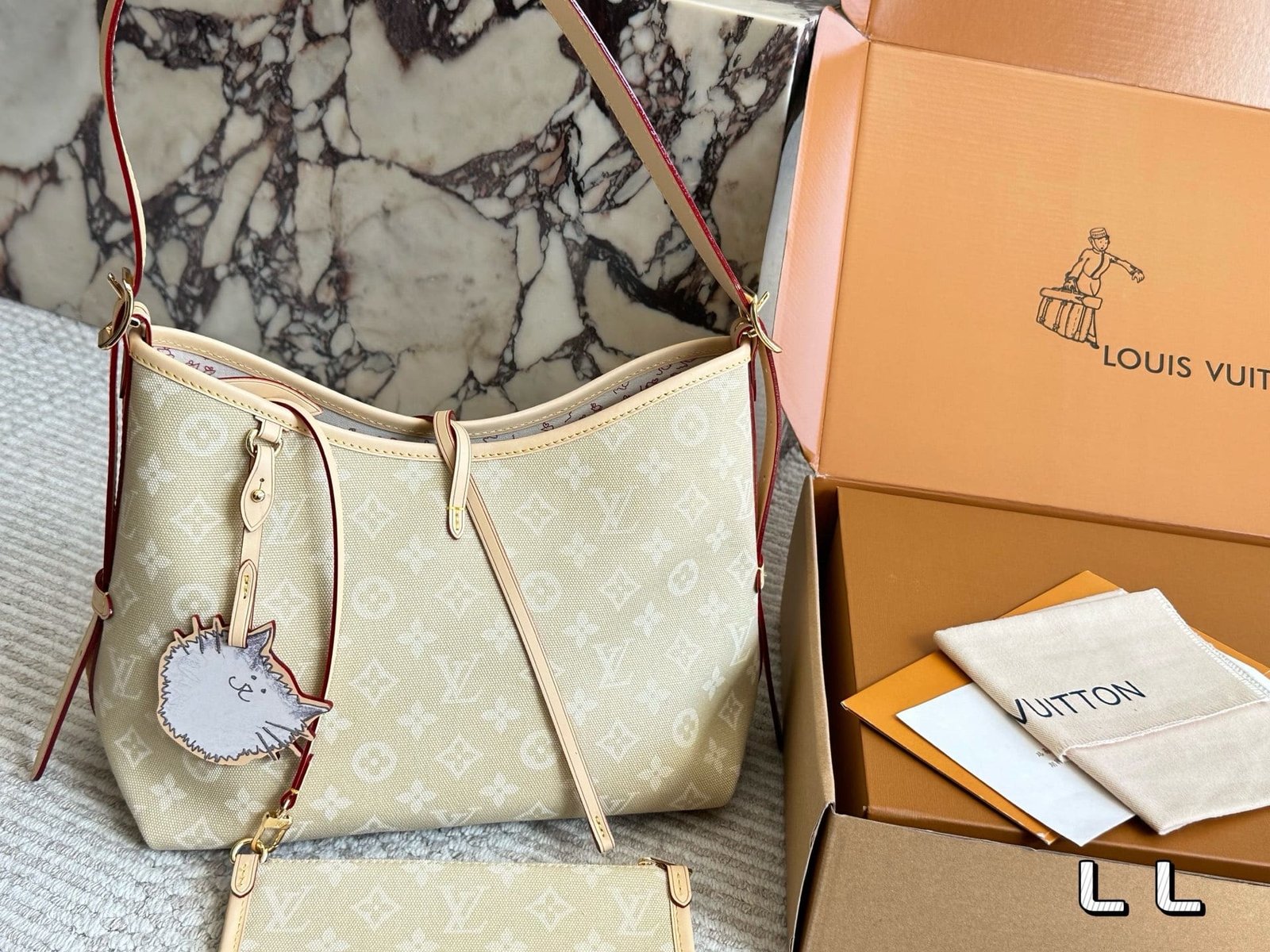 L0vis Vvtt0n Denim carryall