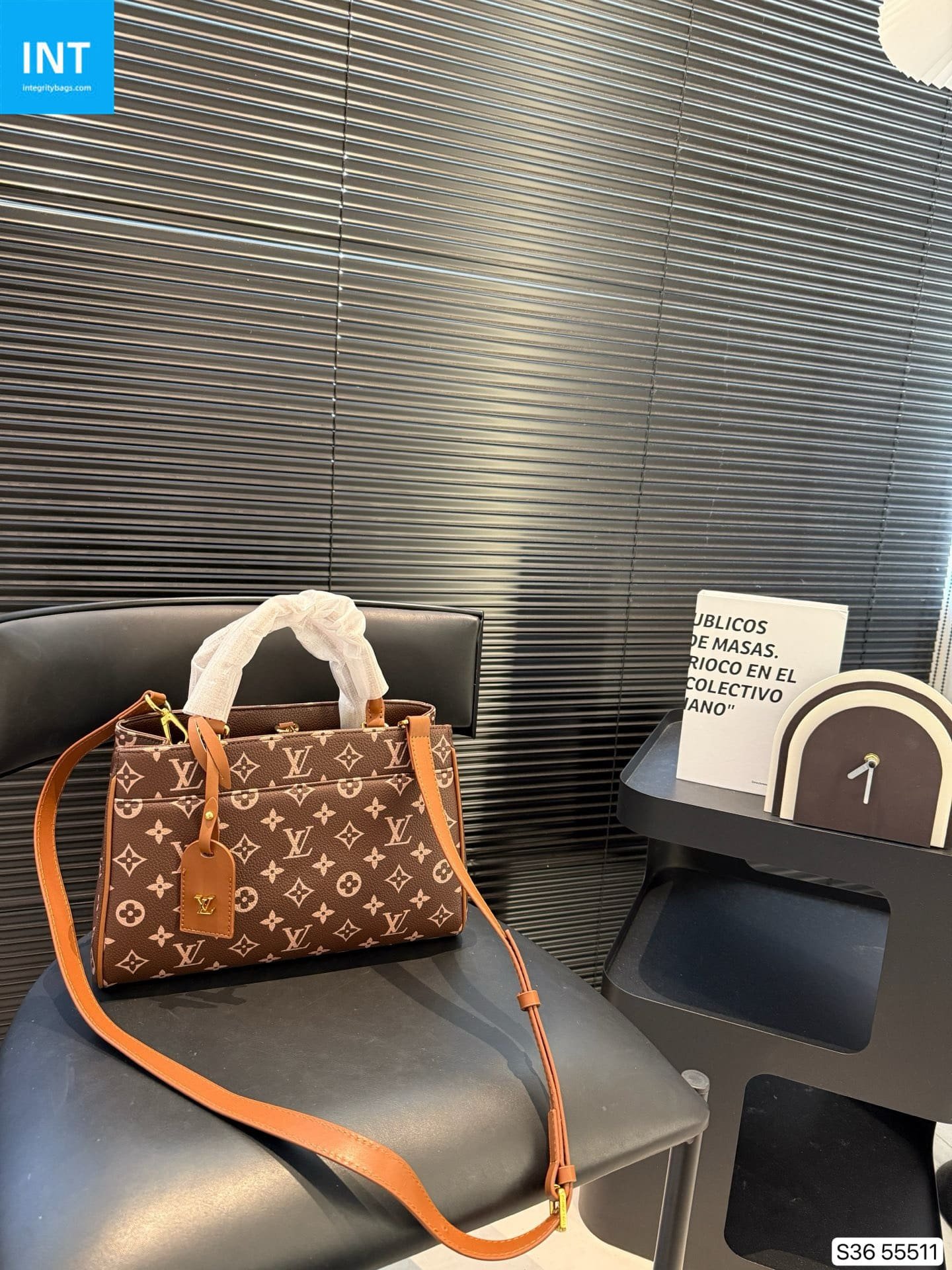 L0vis Vvtt0n Sully PM leather handbag