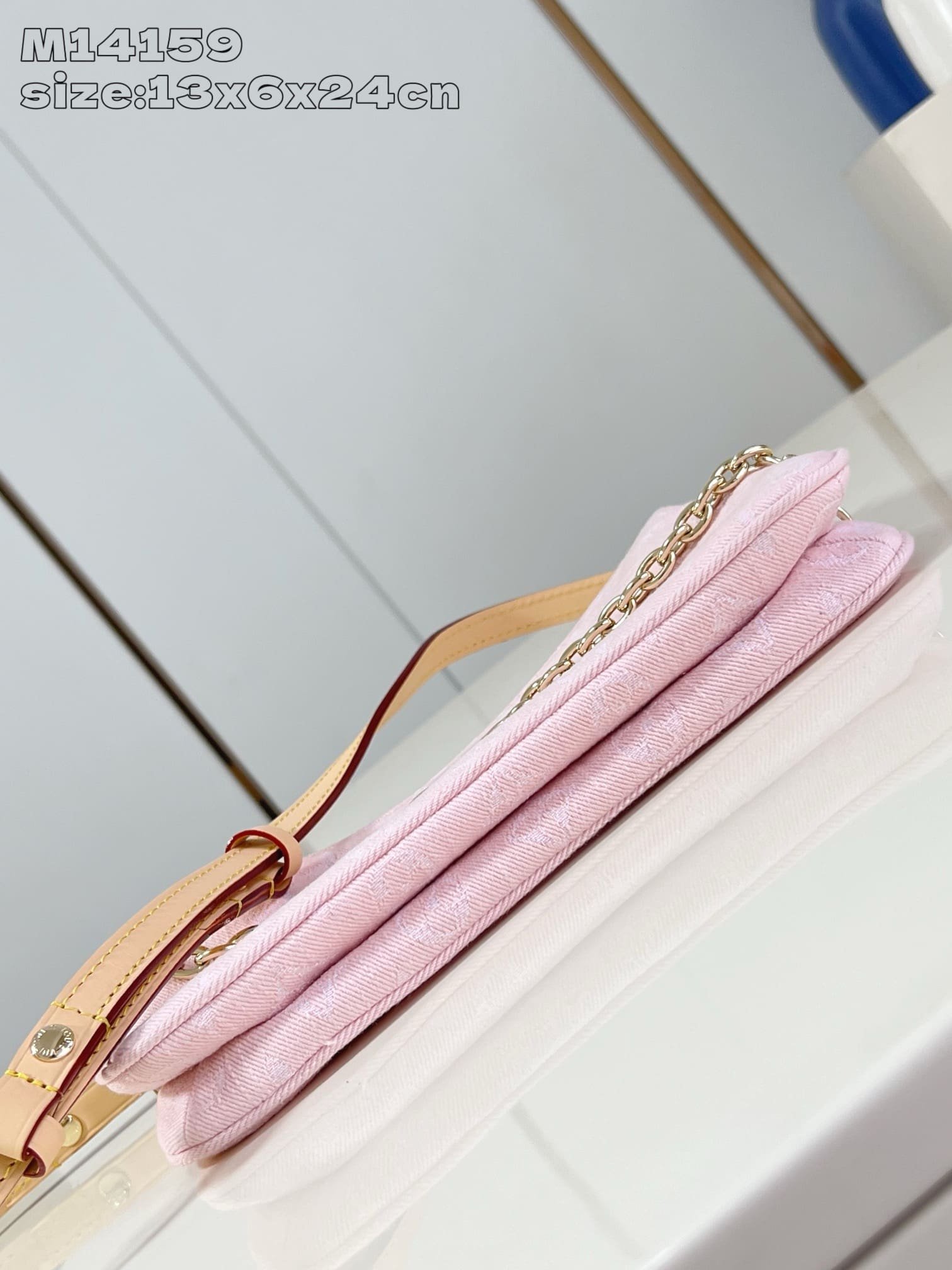 L0vis Vvtt0n M14159 Liv Pochette