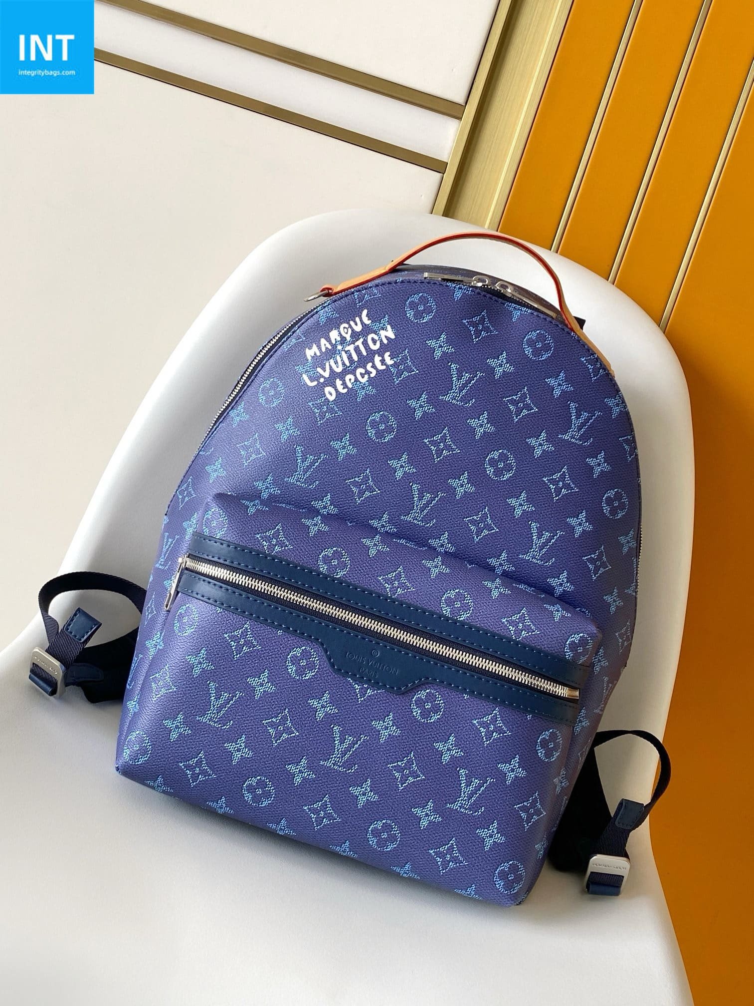 L0vis Vvtt0n M26942 Discovery Backpack PM