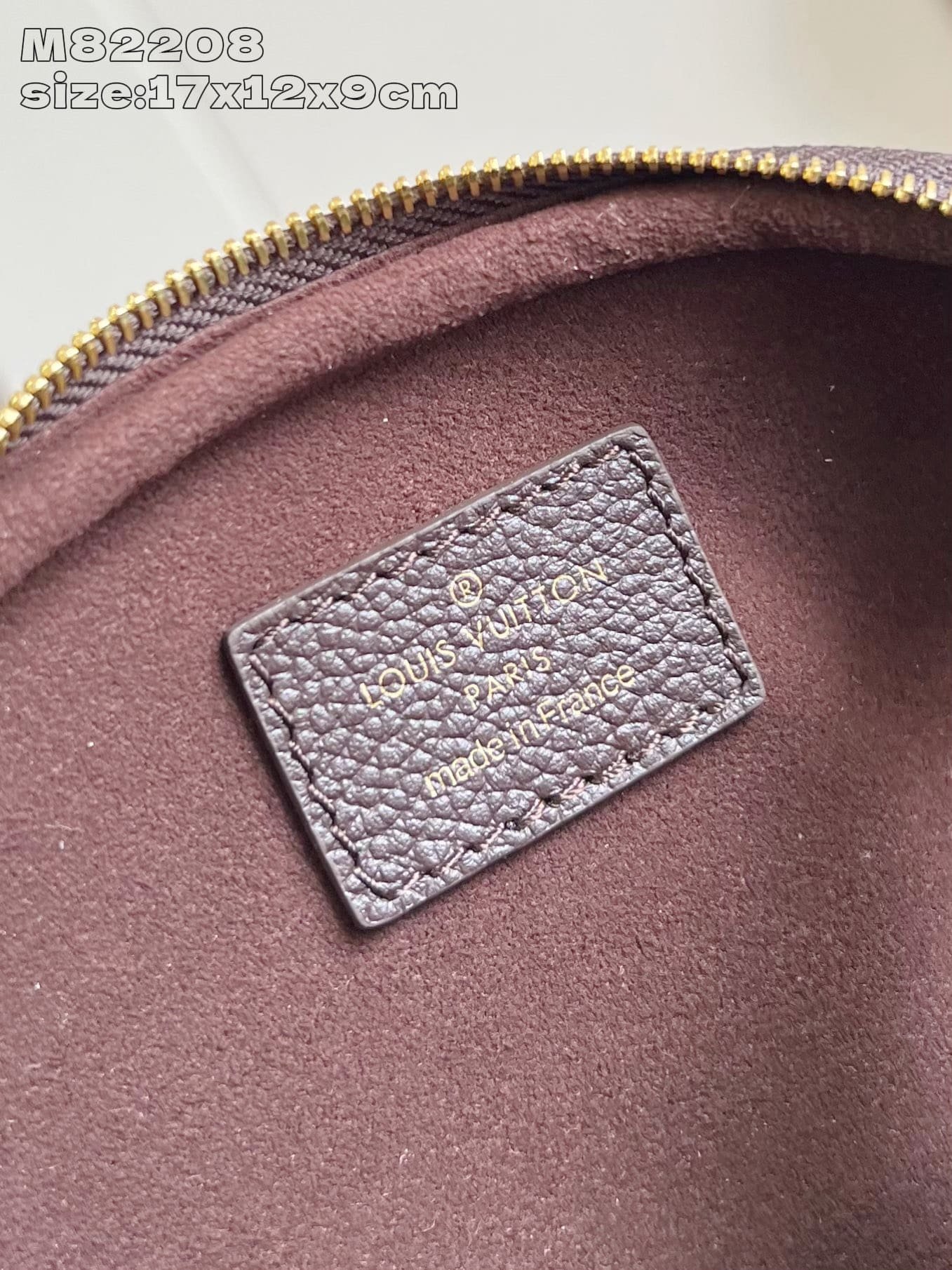L0vis Vvtt0n M13827 Mini Bumbag