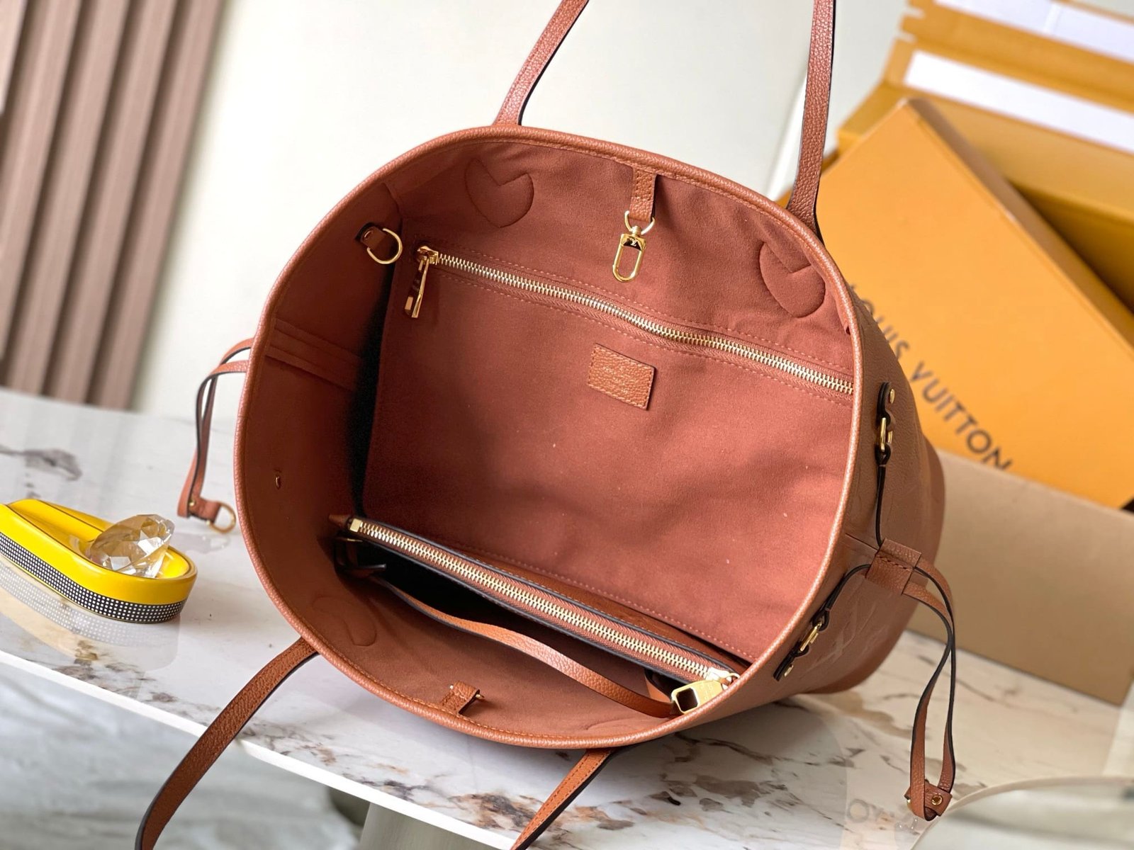 L0vis Vvtt0n M12605 Neverfull MM