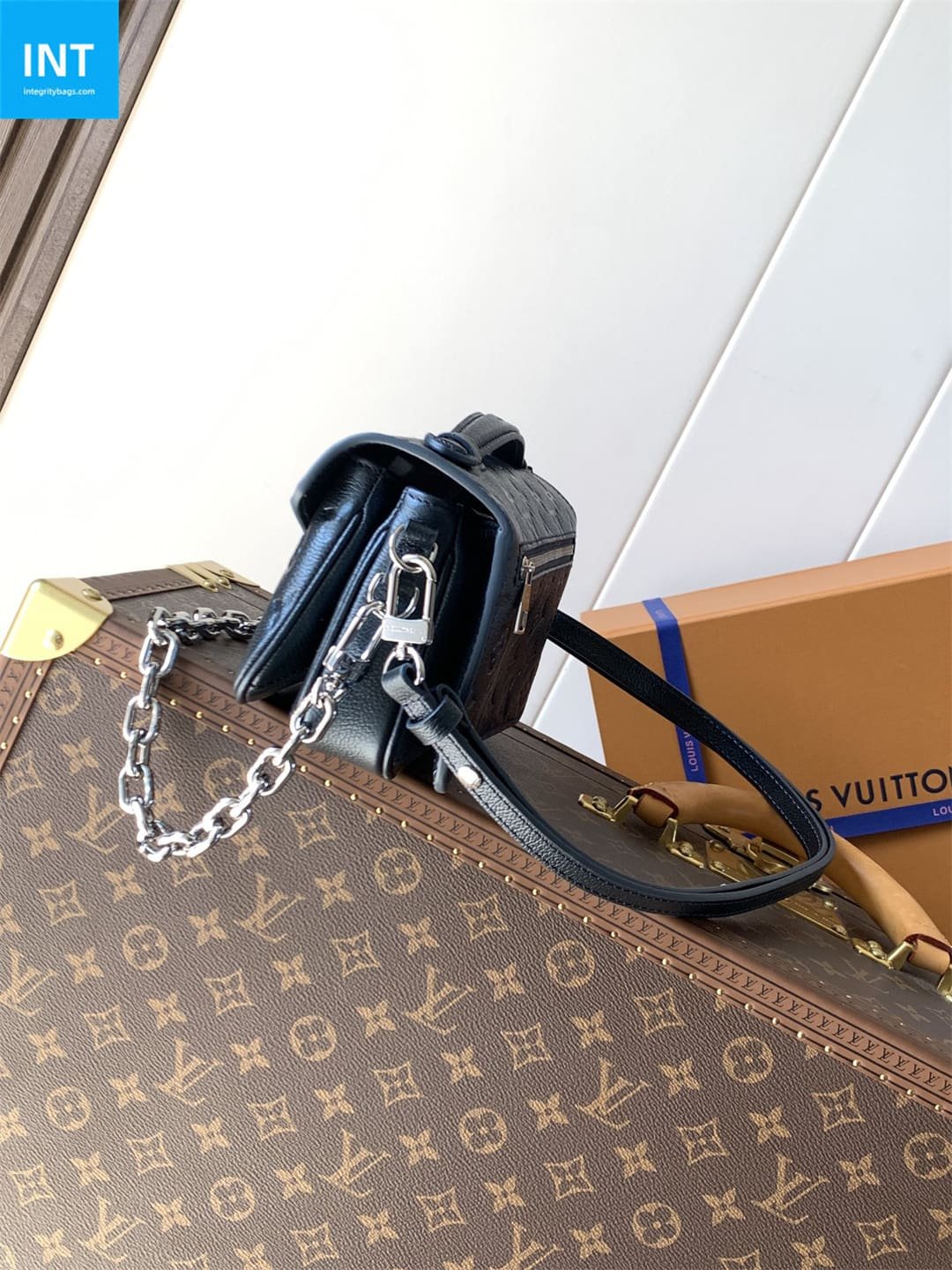 L0vis Vvtt0n M26456 Pochette Metis East West