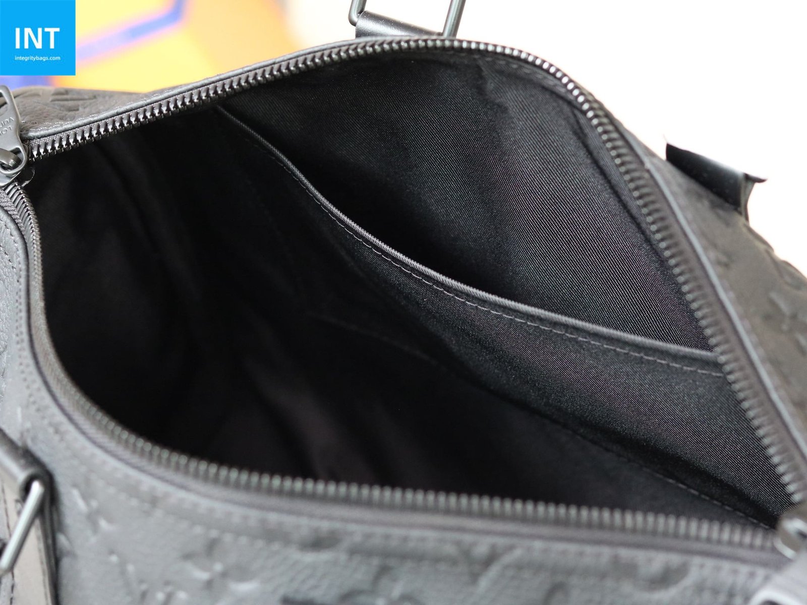 L0vis Vvtt0n M22765 Keepall Bandoulière 35