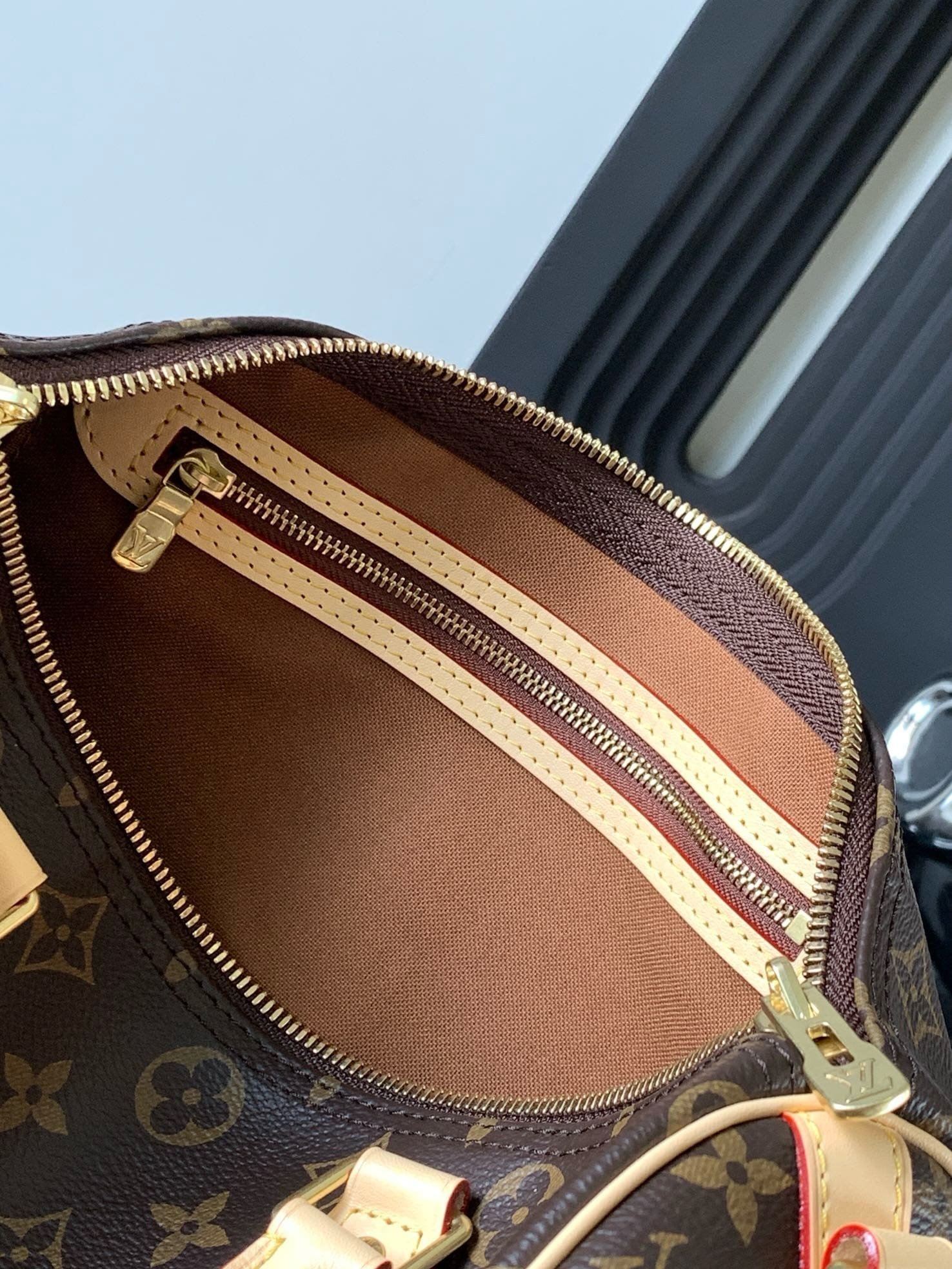 L0vis Vvtt0n M46980 Speedy Bandoulière 30