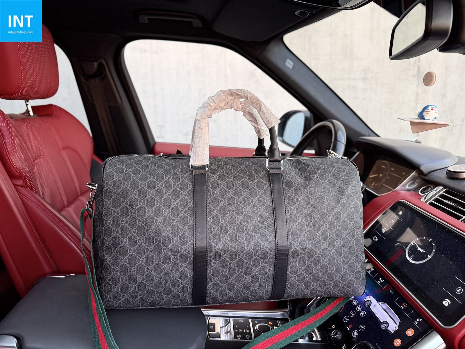 Gvc*1 LARGE DUFFLE BAG