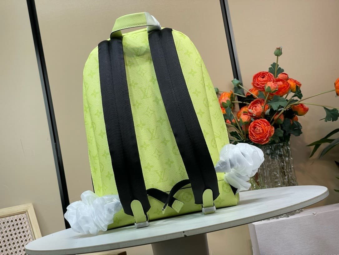 L0vis Vvtt0n M14076 Discovery Slim Backpack