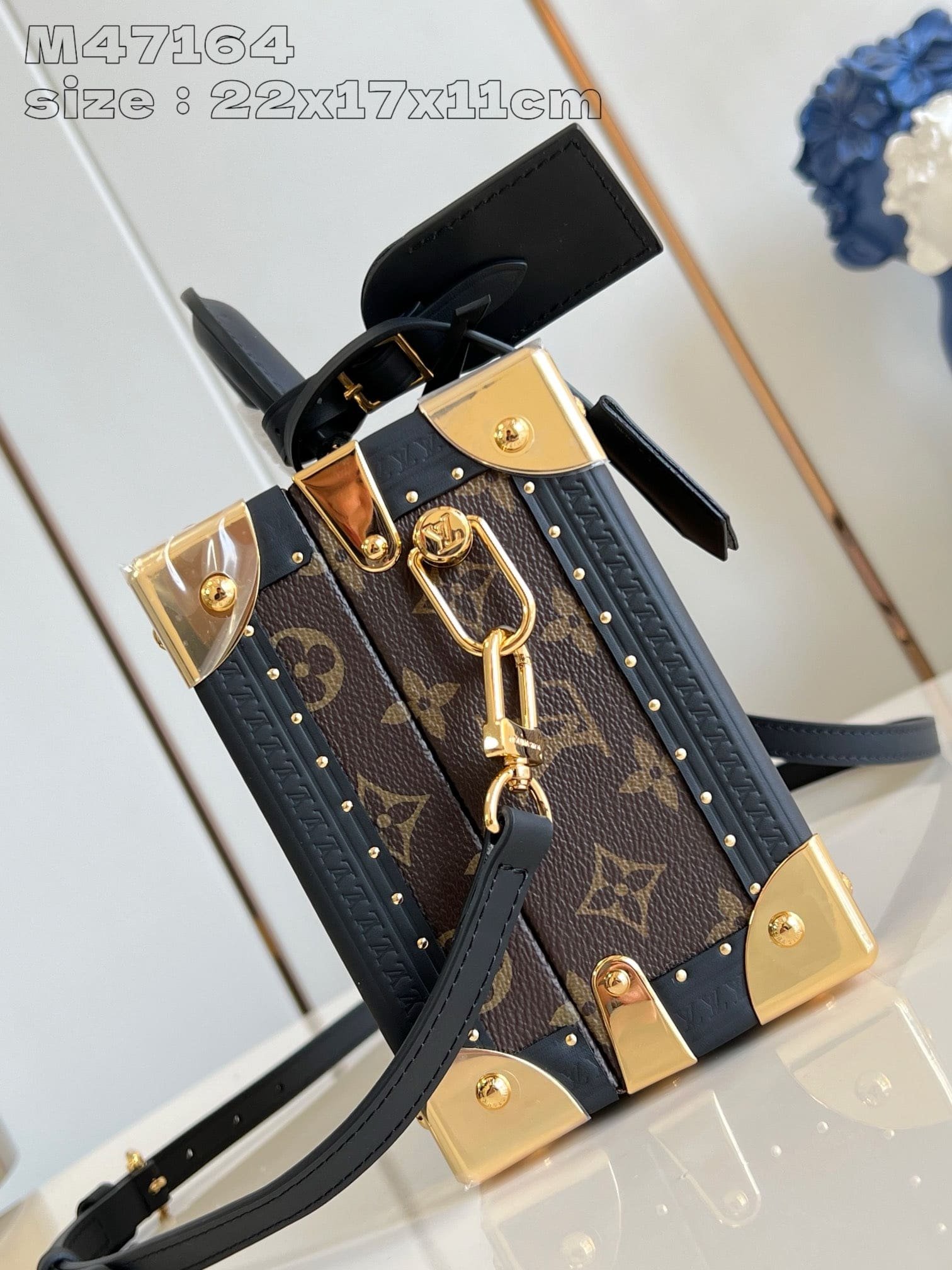 L0vis Vvtt0n M47164 Petite Valise Monogram Reverse