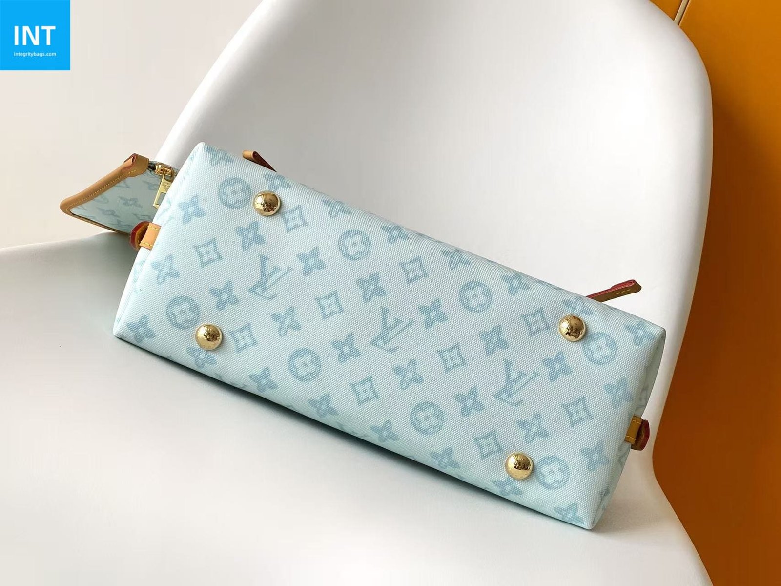 L0vis Vvtt0n M27532 CarryAll PM