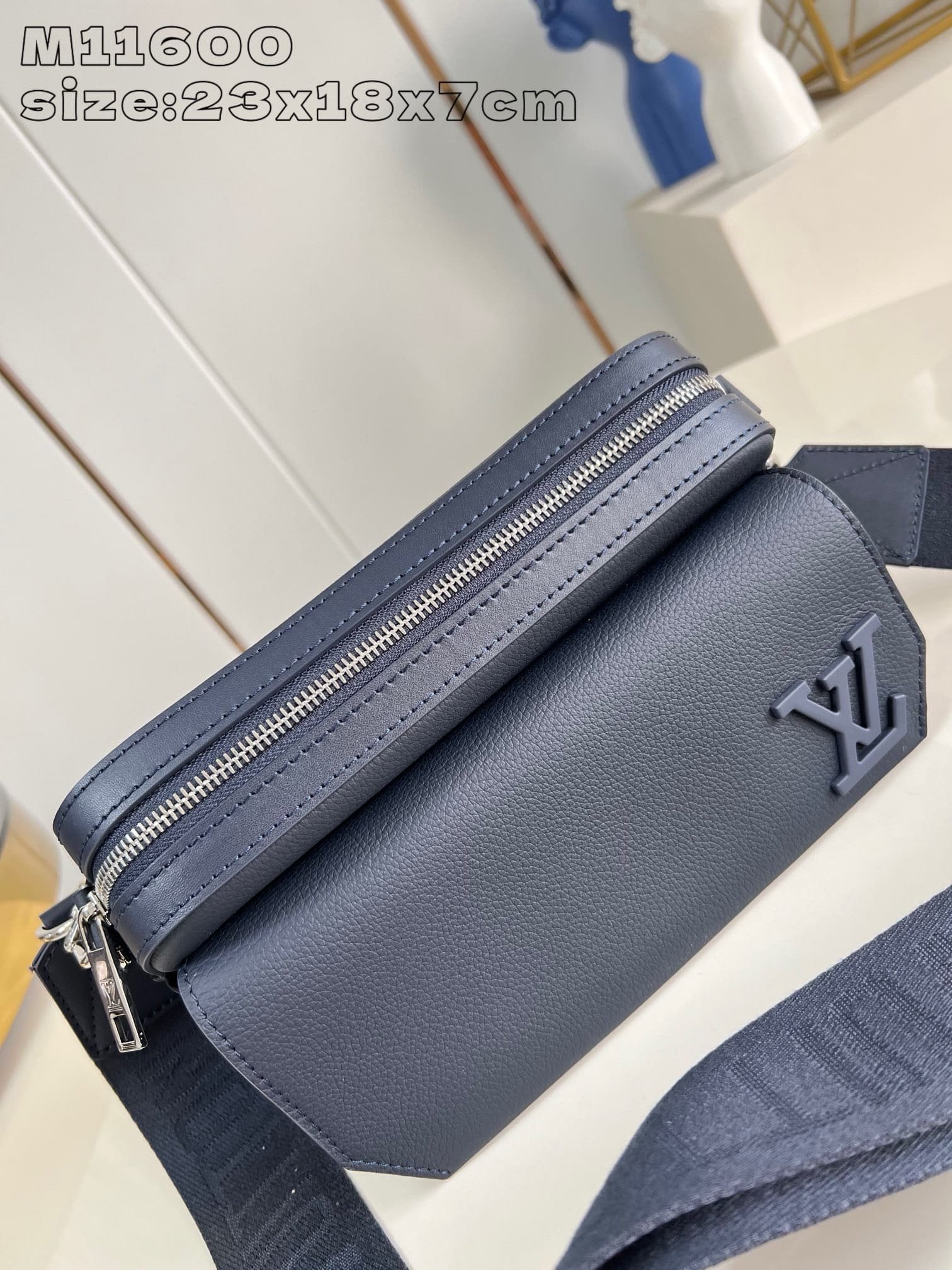 L0vis Vvtt0n M11600 Fastline Messenger