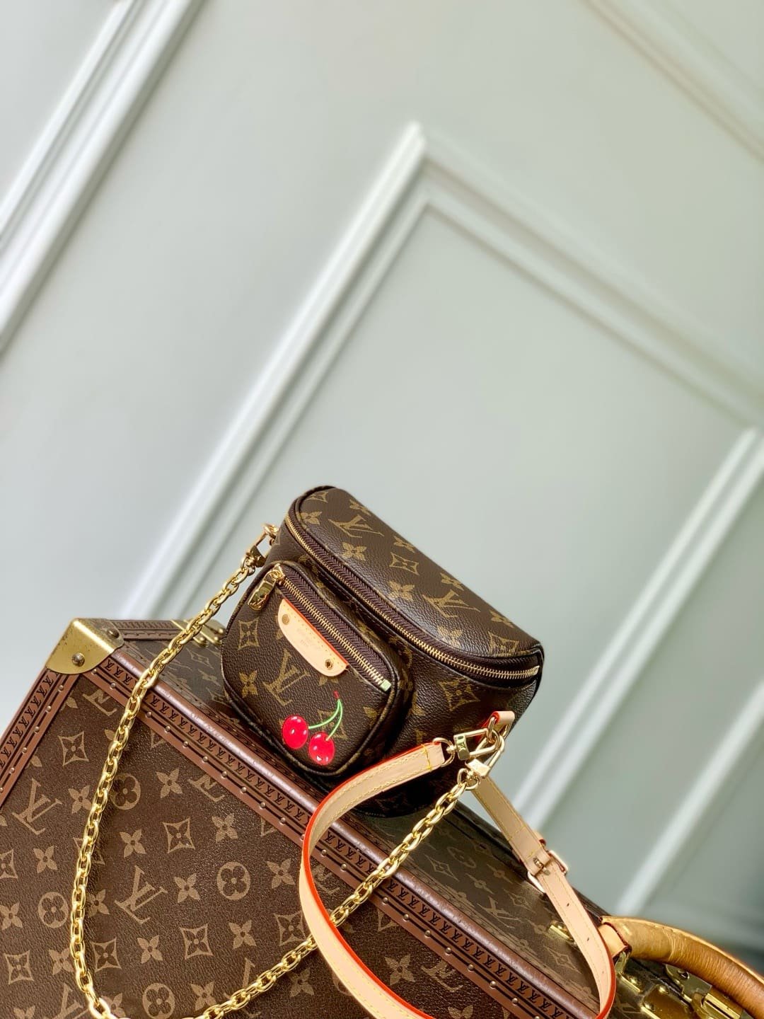 L0vis Vvtt0n M13449 LV x TM Mini Bumbag