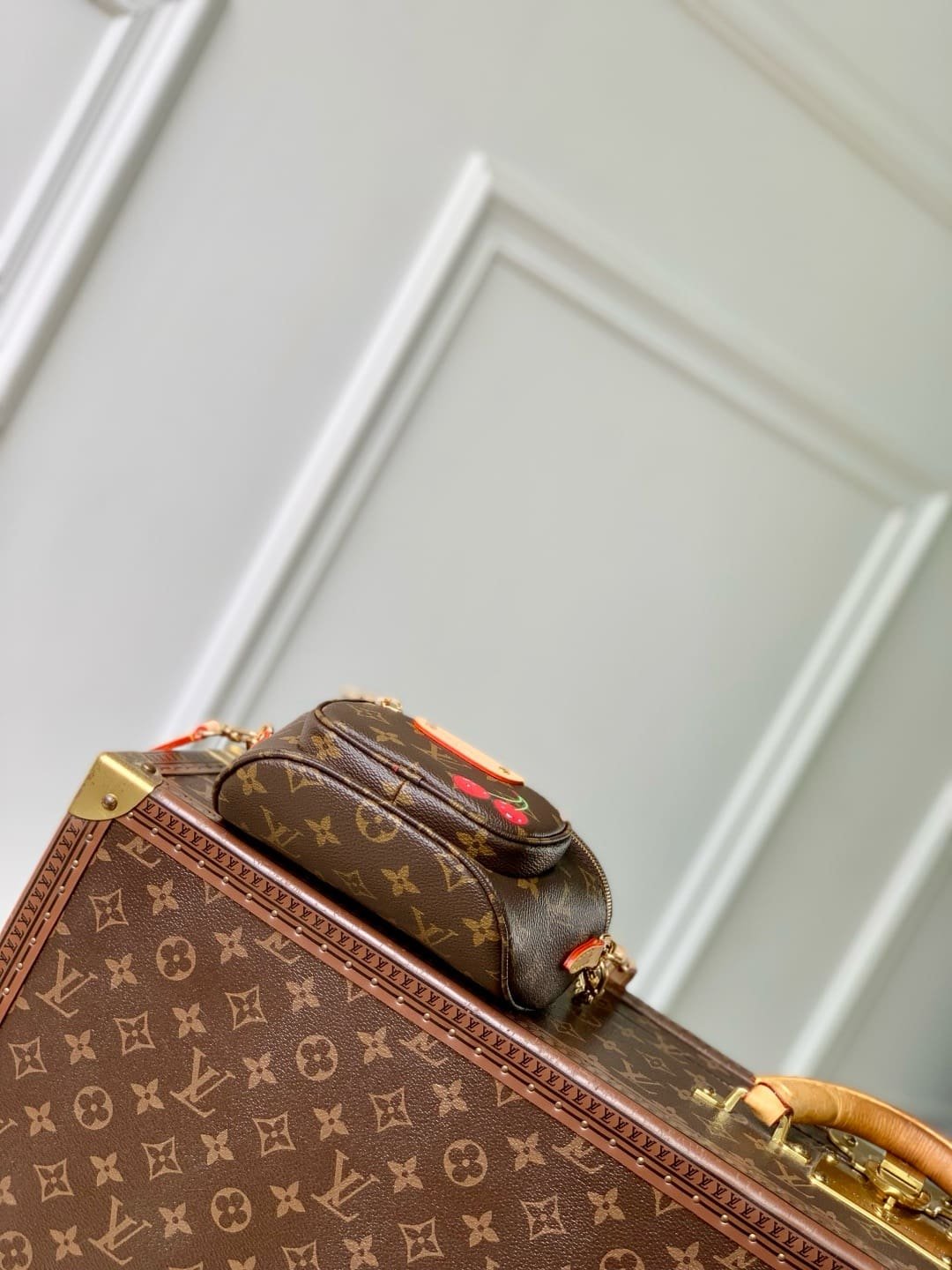 L0vis Vvtt0n M13449 LV x TM Mini Bumbag