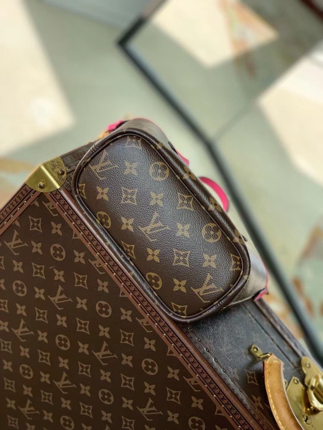 L0vis Vvtt0n M12106 Neverfull Bandoulière Inside Out BB