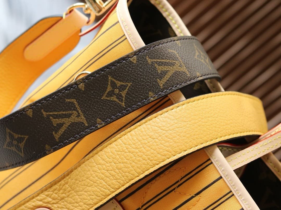 L0vis Vvtt0n M11947 Neverfull Bandoulière Inside Out MM