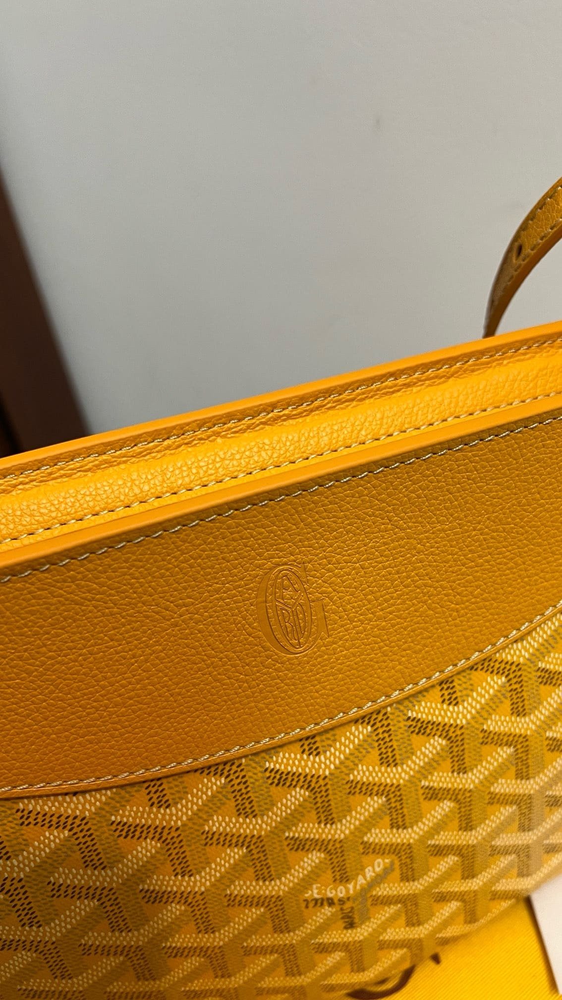 G09ard Hirondelle bag