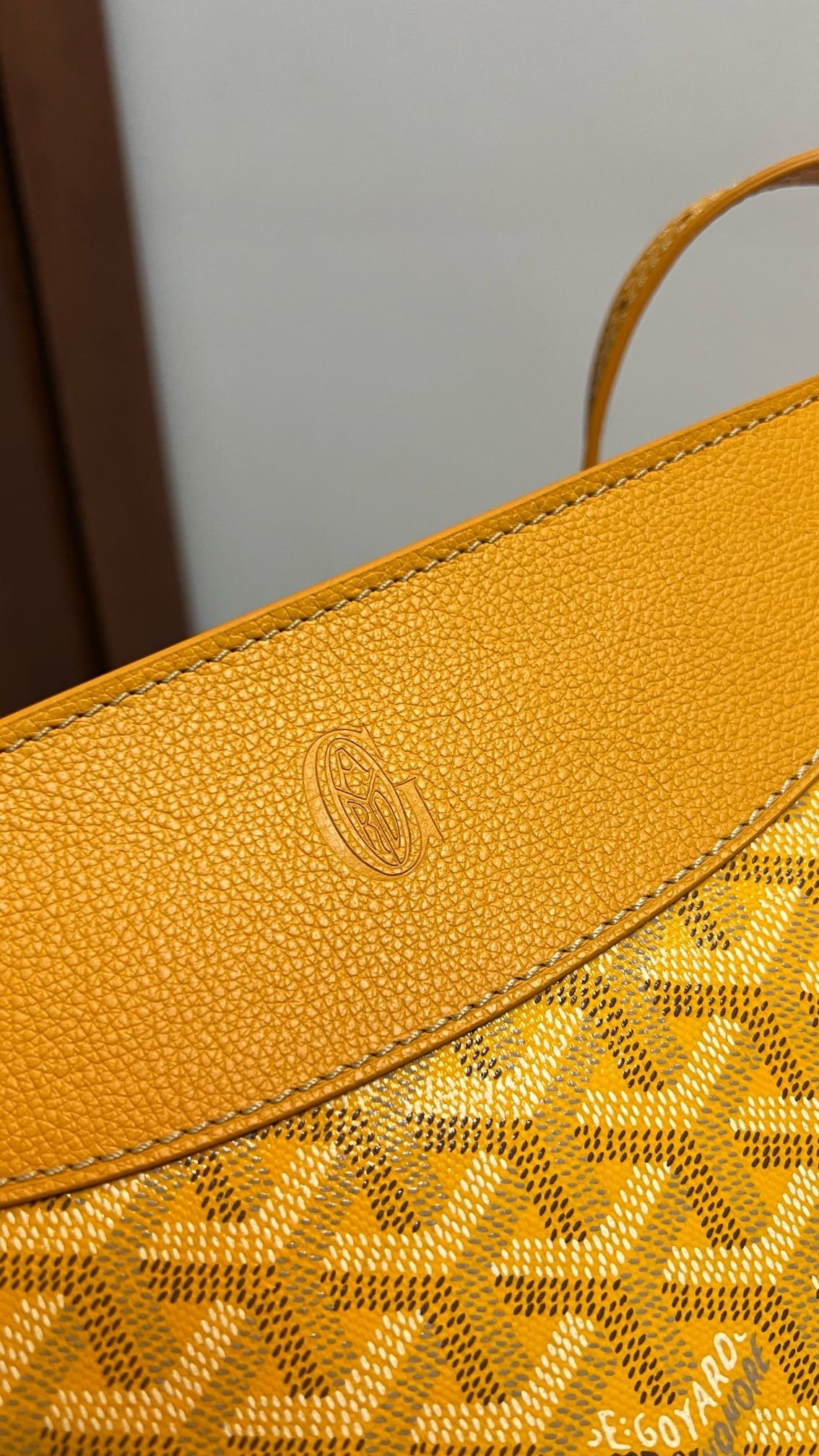 G09ard Hirondelle bag