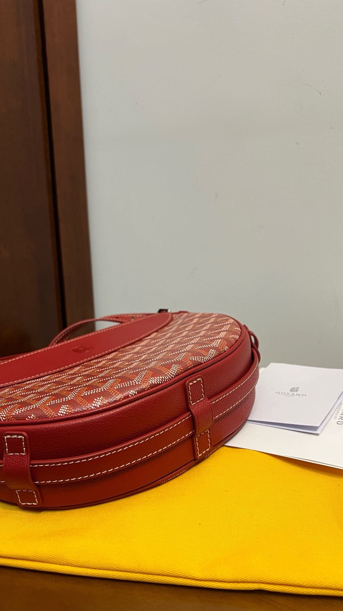 G09ard Hirondelle bag