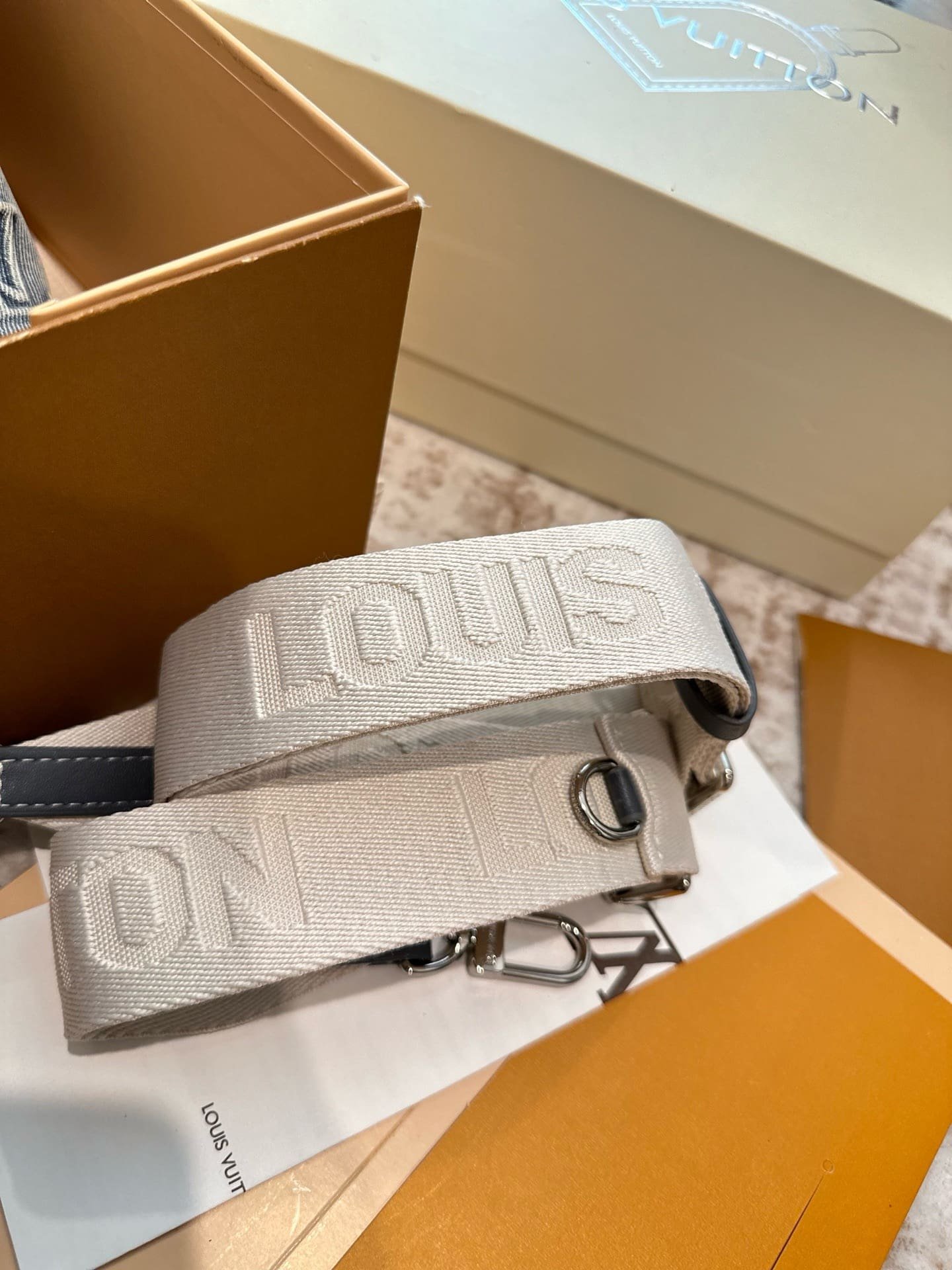 L0vis Vvtt0n mini tote bag