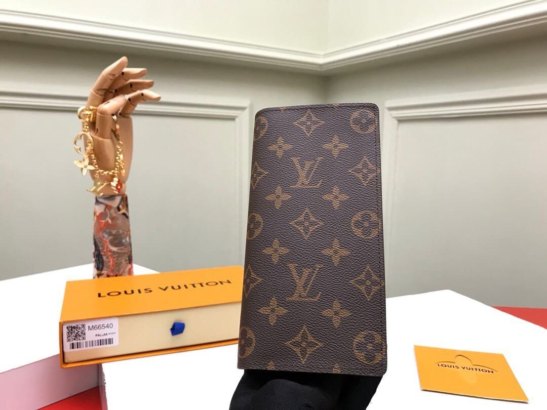 L0vis Vvtt0n M66540 Wallet