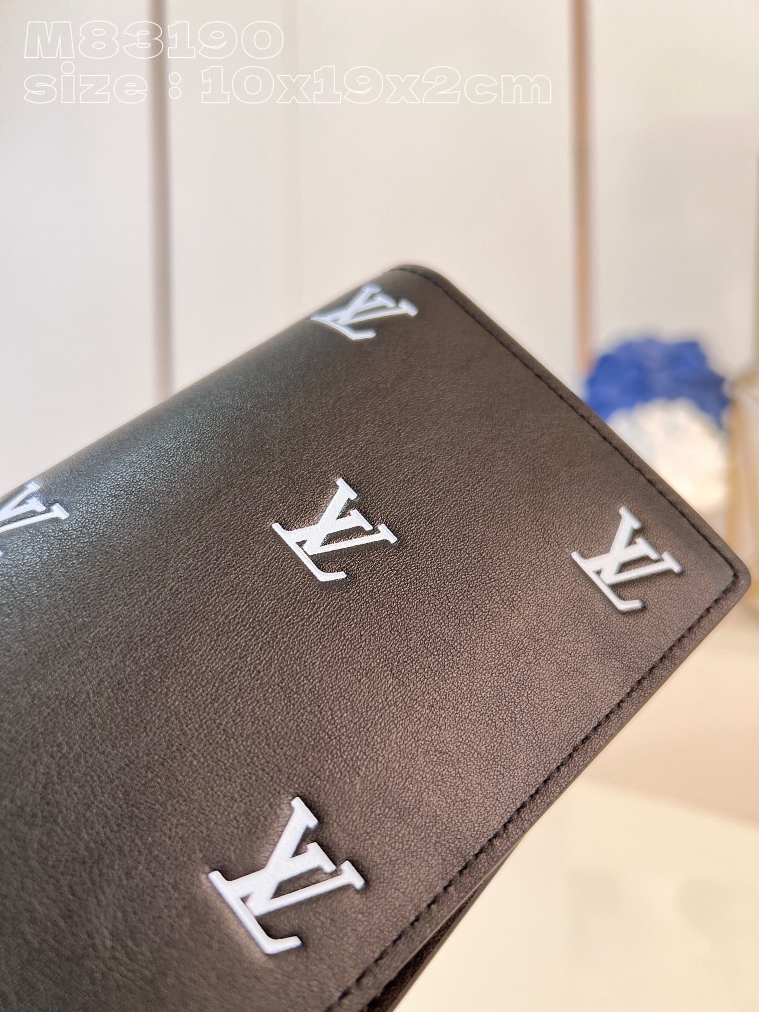 L0vis Vvtt0n M83190 Brazza Wallet