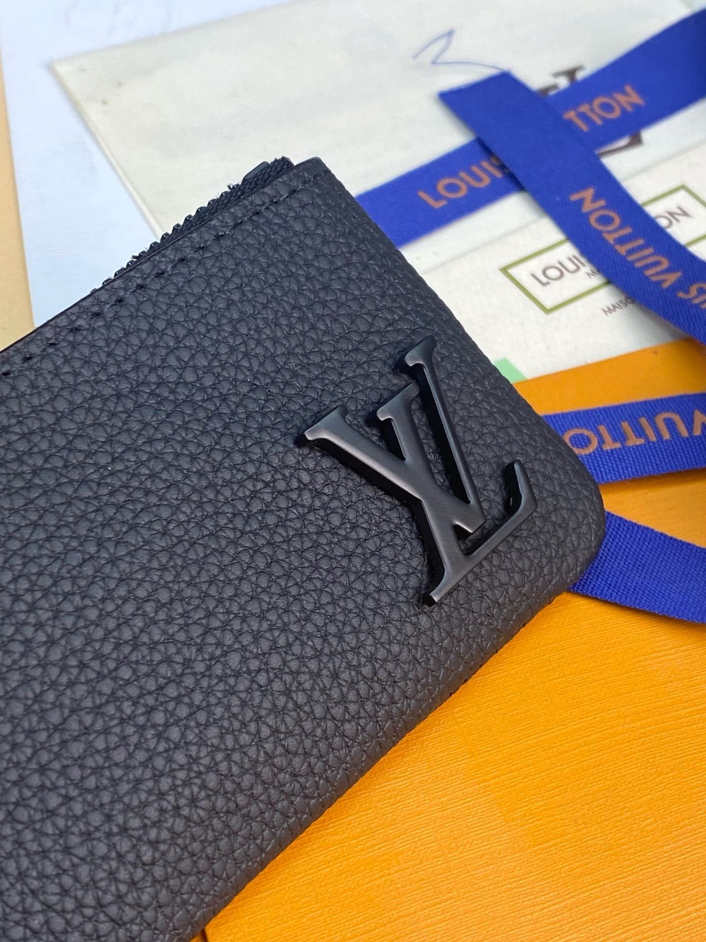 L0vis Vvtt0n M81031 Key Pouch