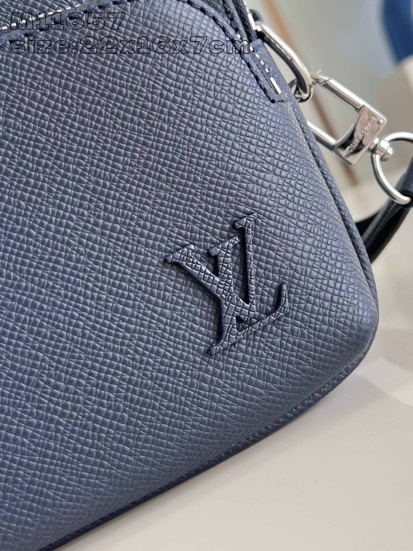 L0vis Vvtt0n M11657 Avenue Messenger