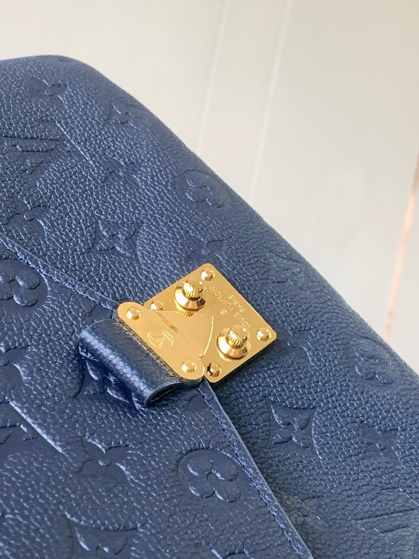 L0vis Vvtt0n M47142 Pochette Métis