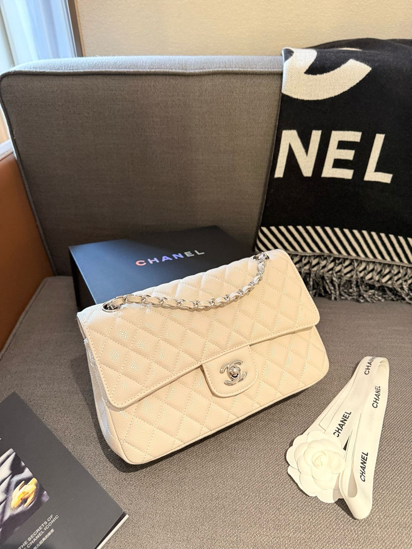 Ch**el CF Caviar Bag